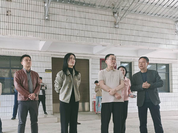 市人大領導深入企業(yè)調(diào)研，共謀發(fā)展大計